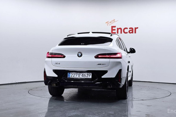 2024 BMW X4 с пробегом 24 421 км