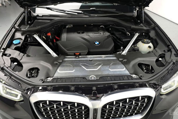 2024 BMW X4 с пробегом 8 932 км