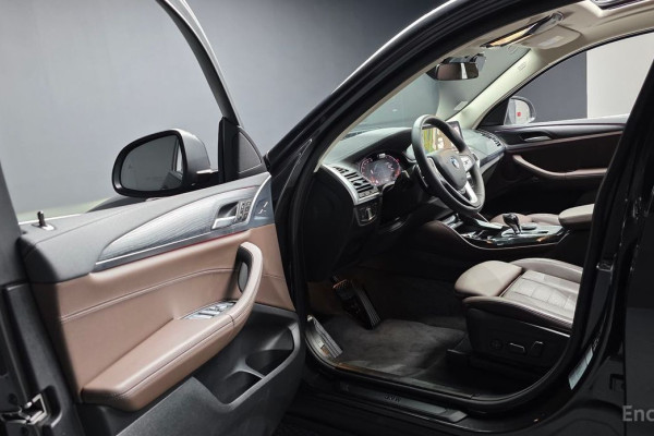 2024 BMW X4 с пробегом 13 521 км