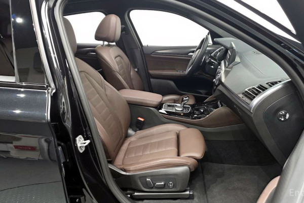 2024 BMW X4 с пробегом 8 932 км