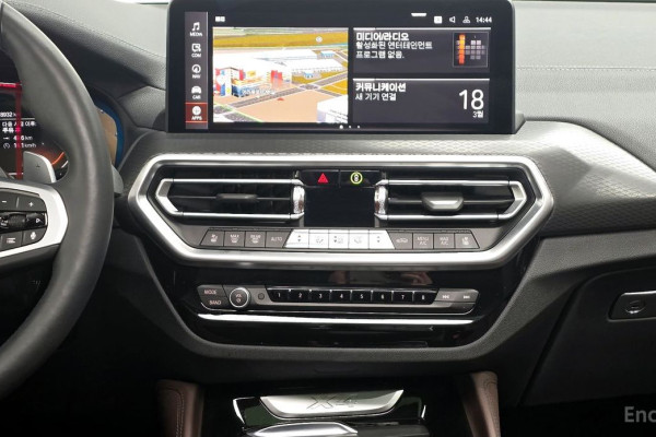 2024 BMW X4 с пробегом 8 932 км