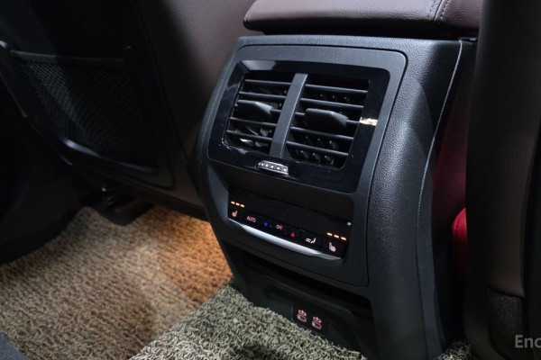 2023 BMW X4 с пробегом 17 957 км