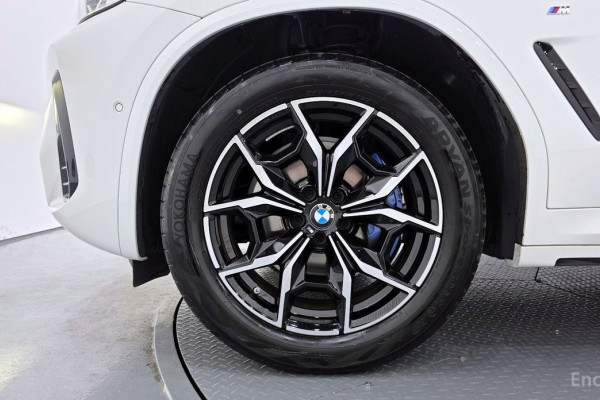 2023 BMW X4 с пробегом 14 912 км