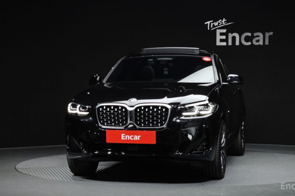 2025 BMW X4 с пробегом 4 255 км