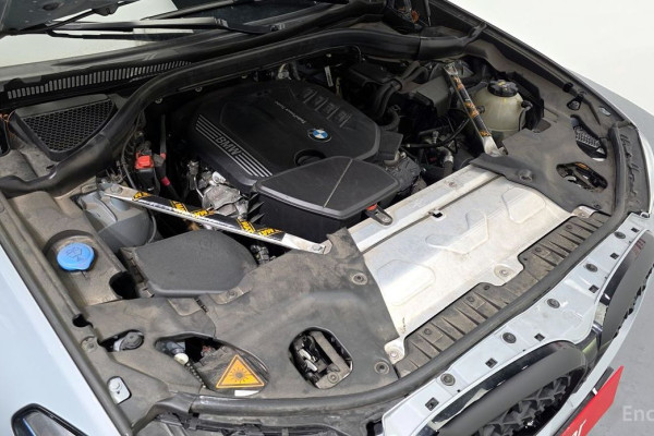 2023 BMW X4 с пробегом 50 715 км