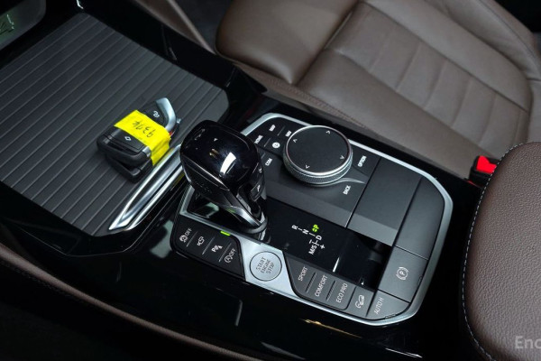 2025 BMW X4 с пробегом 4 255 км