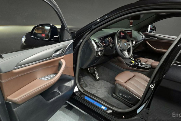 2025 BMW X4 с пробегом 4 255 км