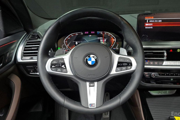 2025 BMW X4 с пробегом 4 255 км