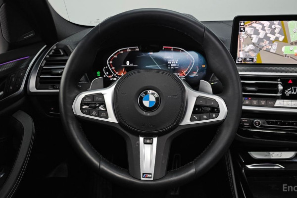 2025 BMW X4 с пробегом 6 971 км