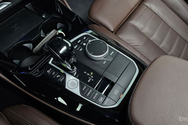 2025 BMW X4 с пробегом 8 768 км