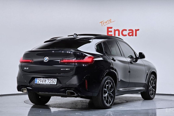 2024 BMW X4 с пробегом 21 907 км