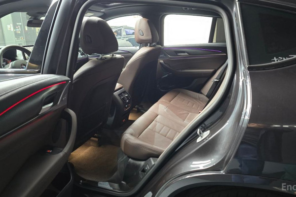 2025 BMW X4 с пробегом 9 175 км