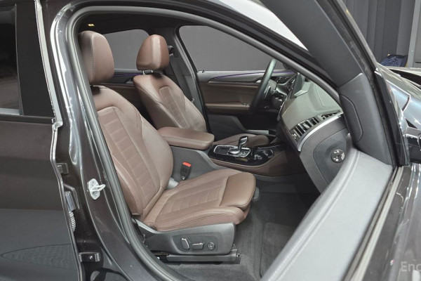 2025 BMW X4 с пробегом 9 175 км