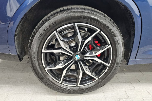 2023 BMW X4 с пробегом 51 594 км