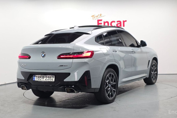 2024 BMW X4 с пробегом 25 992 км