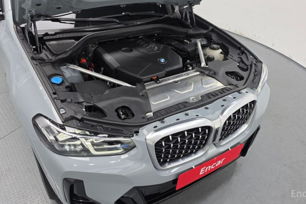 2024 BMW X4 с пробегом 25 992 км