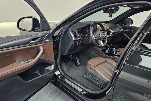 2024 BMW X4 с пробегом 21 907 км