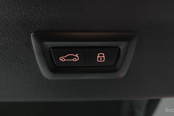 2025 BMW X4 с пробегом 9 175 км