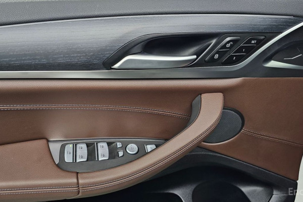 2025 BMW X4 с пробегом 8 768 км