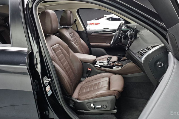 2023 BMW X4 с пробегом 66 878 км