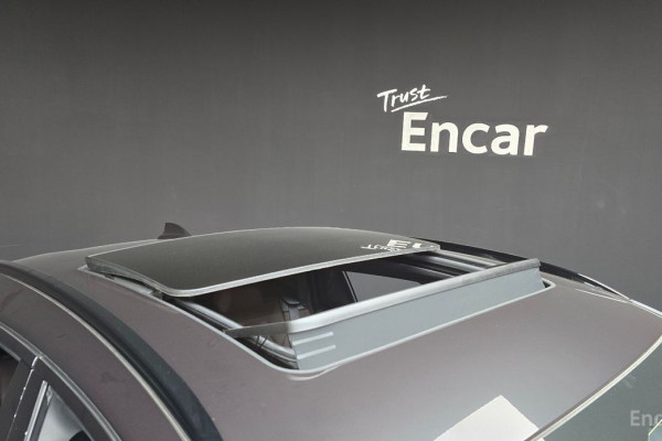 2025 BMW X4 с пробегом 9 175 км