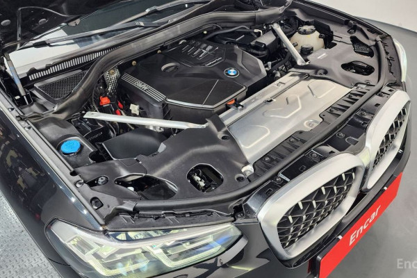 2023 BMW X4 с пробегом 29 345 км