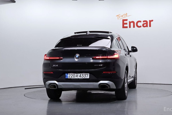 2023 BMW X4 с пробегом 58 272 км