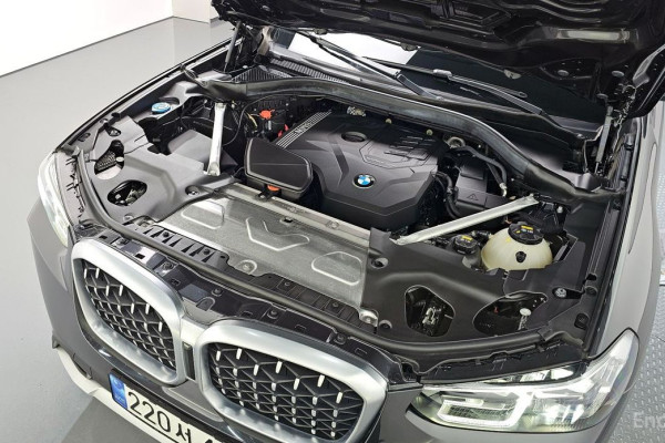 2023 BMW X4 с пробегом 58 272 км