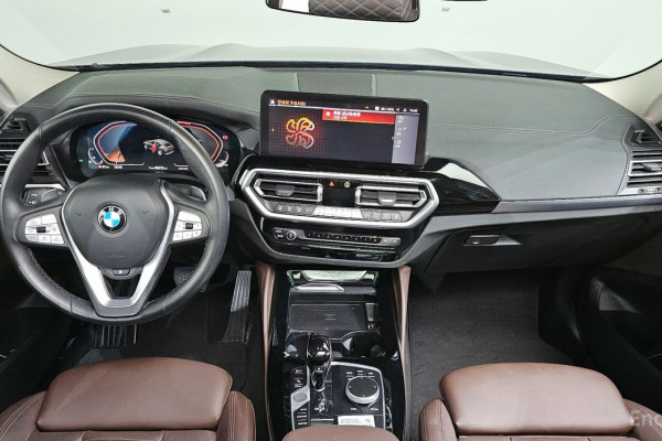 2023 BMW X4 с пробегом 58 272 км