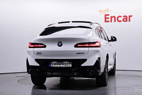 2023 BMW X4 с пробегом 26 778 км