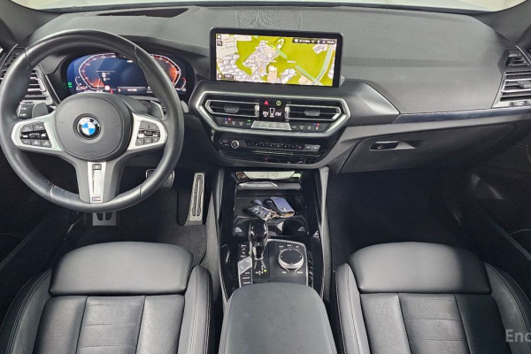 2023 BMW X4 с пробегом 15 897 км