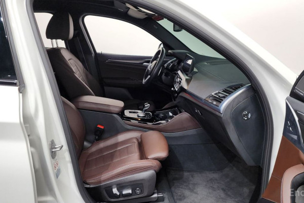 2023 BMW X4 с пробегом 29 890 км