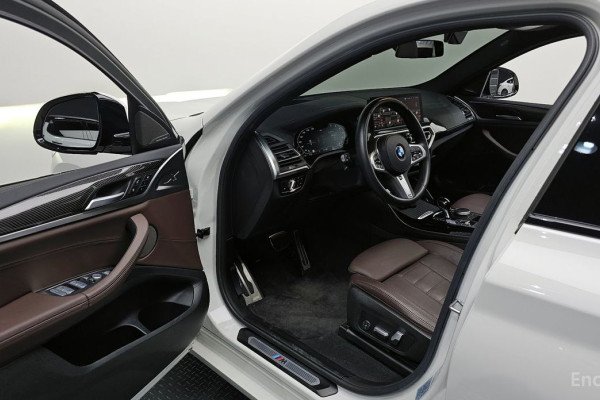 2023 BMW X4 с пробегом 26 778 км