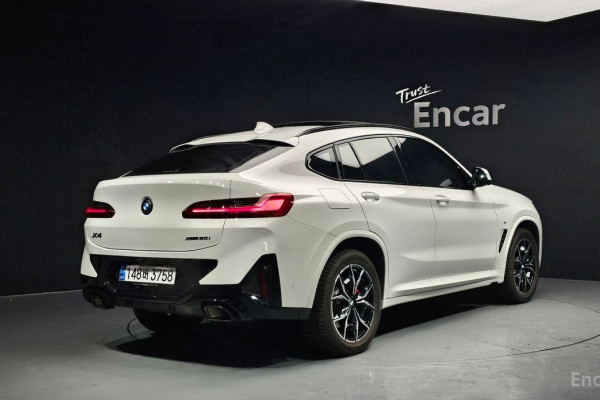 2024 BMW X4 с пробегом 14 359 км