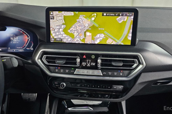 2023 BMW X4 с пробегом 15 897 км