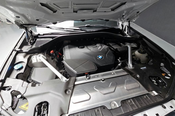 2024 BMW X4 с пробегом 14 359 км