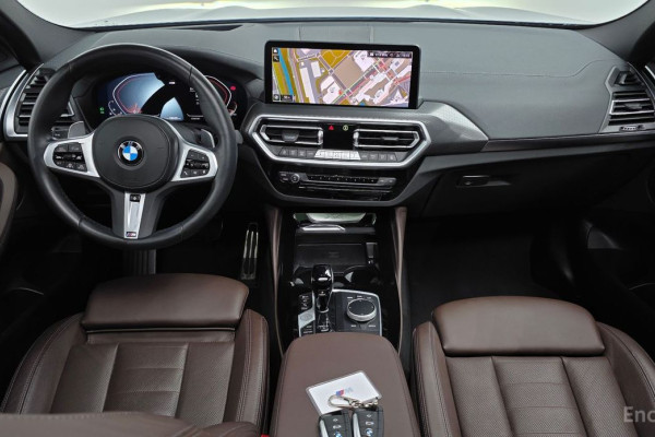 2024 BMW X4 с пробегом 9 920 км