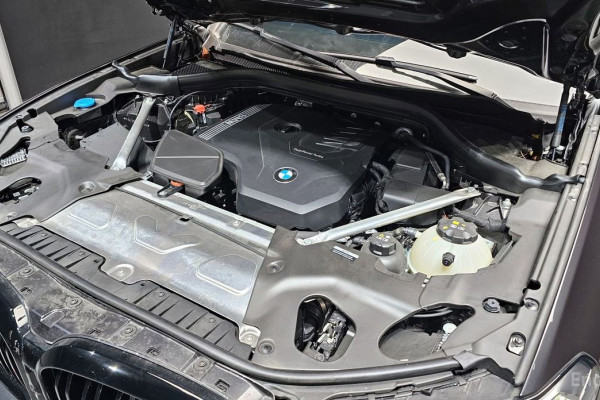 2024 BMW X4 с пробегом 10 698 км