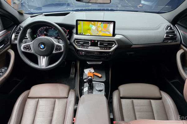 2024 BMW X4 с пробегом 10 698 км