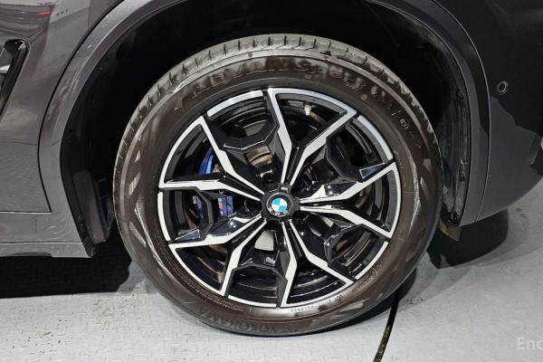 2023 BMW X4 с пробегом 23 643 км