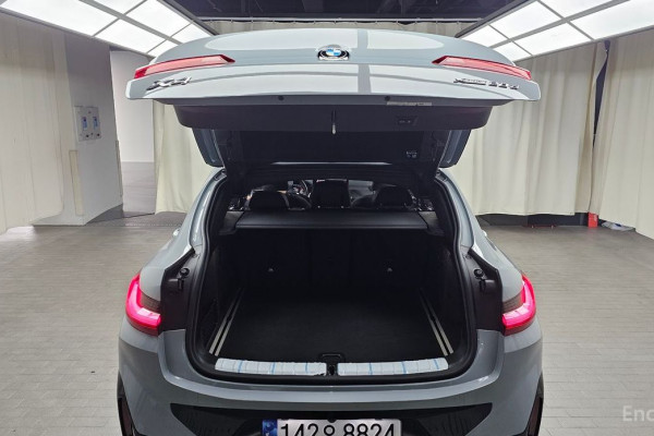 2023 BMW X4 с пробегом 15 897 км