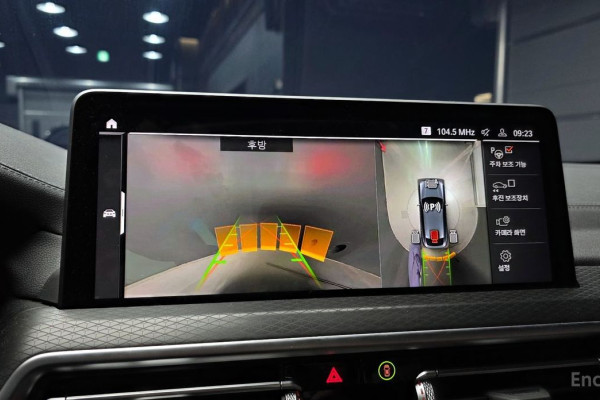 2024 BMW X4 с пробегом 10 698 км