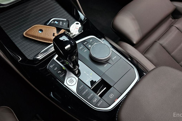 2023 BMW X4 с пробегом 23 643 км