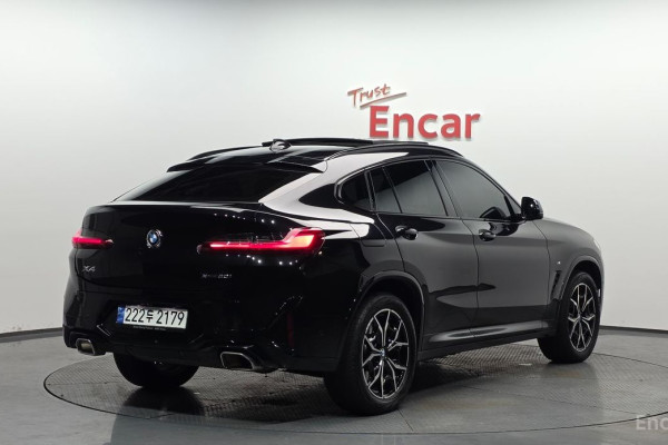 2023 BMW X4 с пробегом 48 781 км