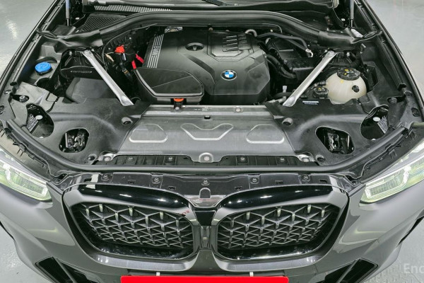 2025 BMW X4 с пробегом 8 107 км