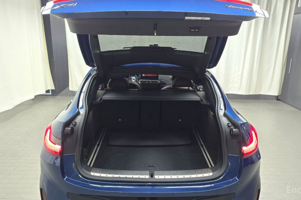 2023 BMW X4 с пробегом 40 458 км