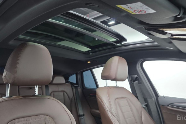 2024 BMW X4 с пробегом 9 920 км