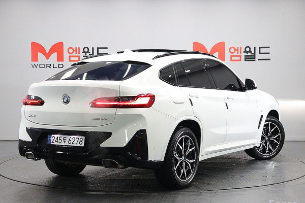 2023 BMW X4 с пробегом 26 481 км
