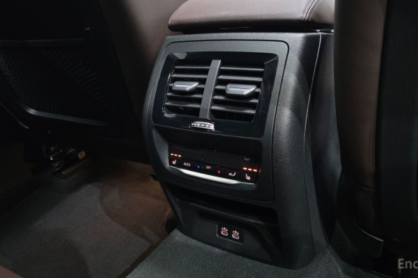 2024 BMW X4 с пробегом 9 920 км