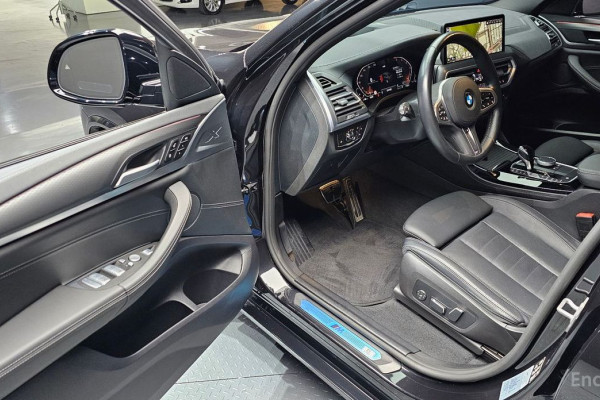 2024 BMW X4 с пробегом 16 872 км